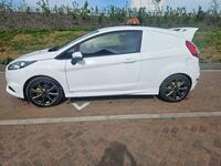 FORD FIESTA VAN
