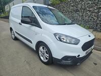 FORD TRANSIT COURIER